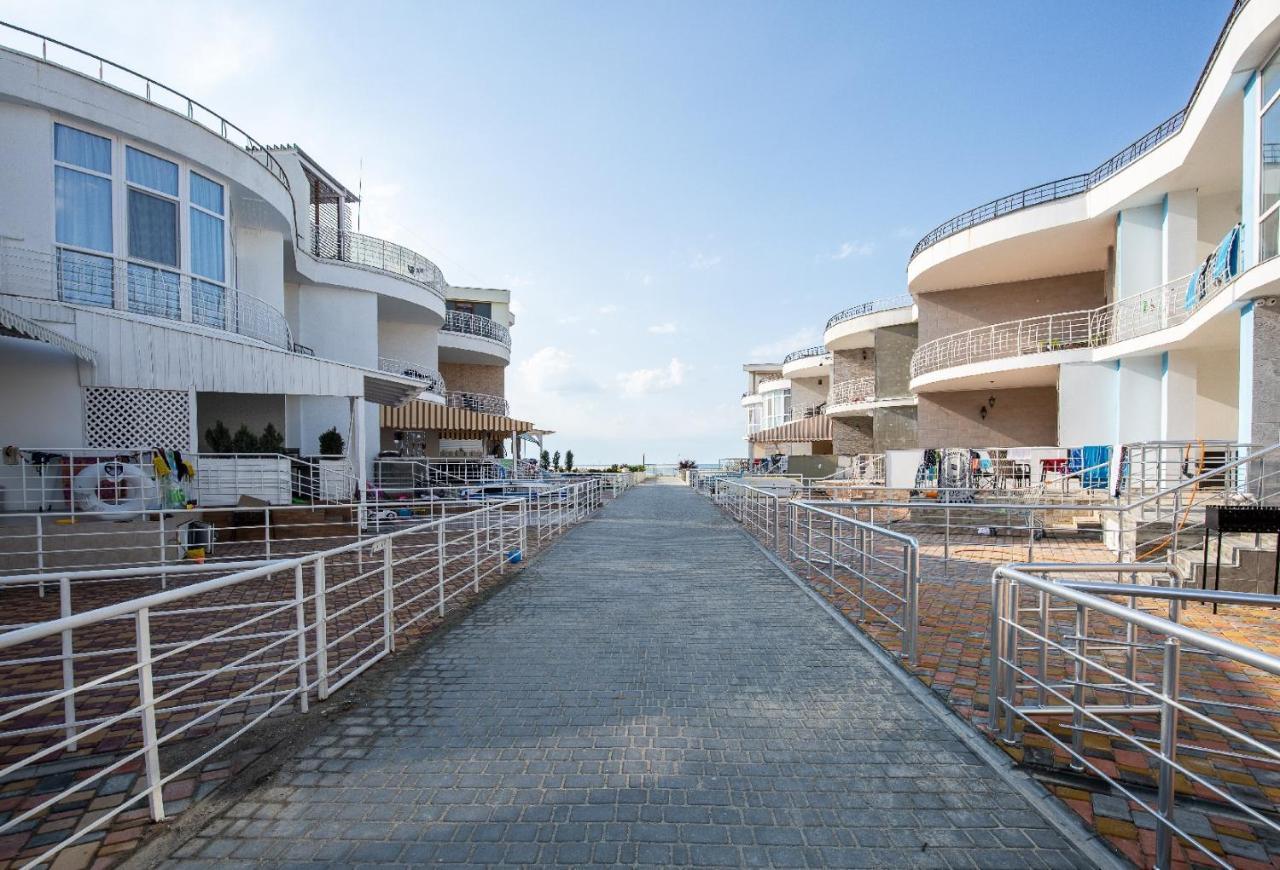 Sealoft Apartment Gribovka Ngoại thất bức ảnh