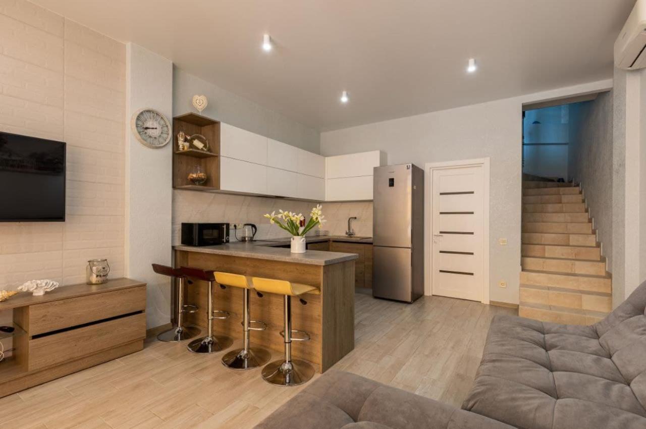 Sealoft Apartment Gribovka Ngoại thất bức ảnh