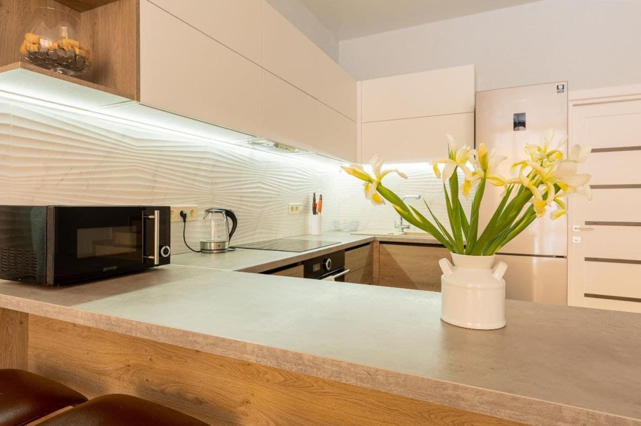 Sealoft Apartment Gribovka Ngoại thất bức ảnh