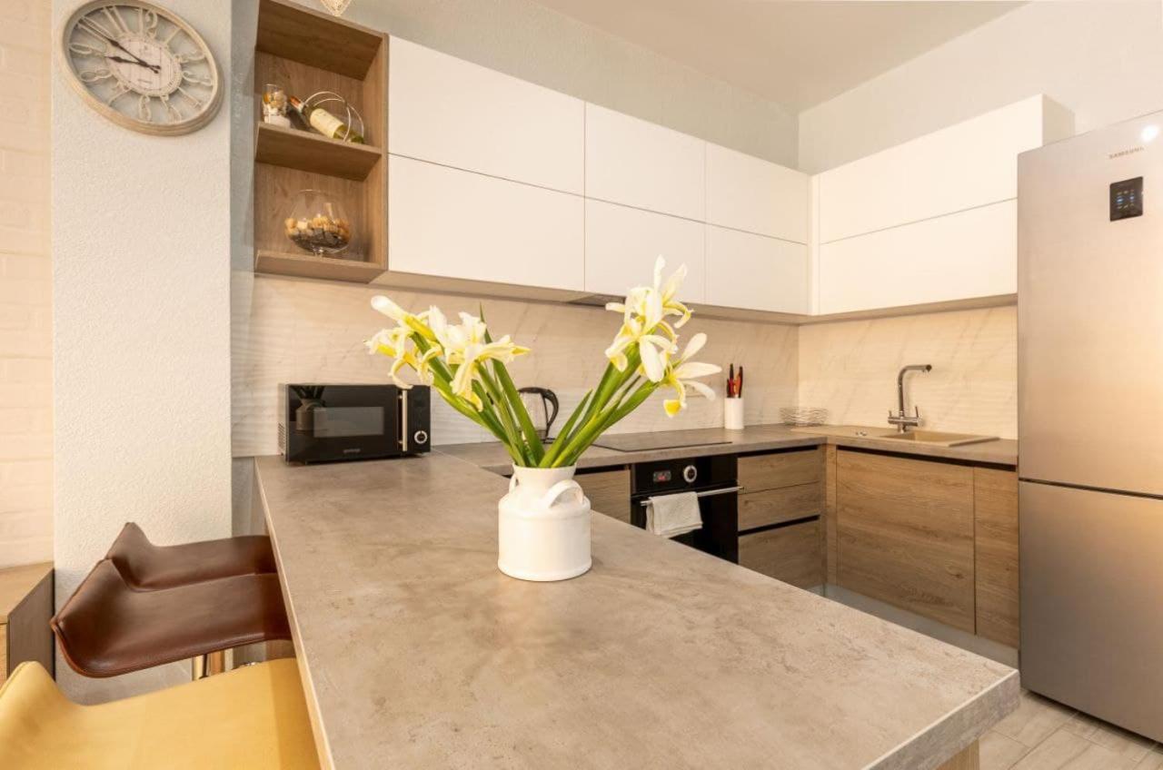 Sealoft Apartment Gribovka Ngoại thất bức ảnh