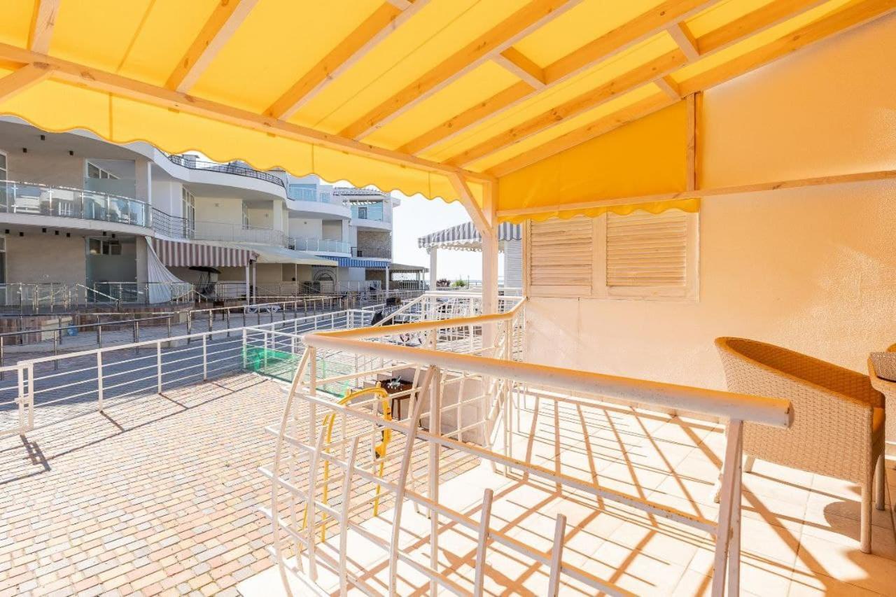 Sealoft Apartment Gribovka Ngoại thất bức ảnh