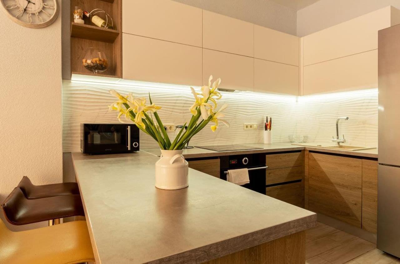 Sealoft Apartment Gribovka Ngoại thất bức ảnh